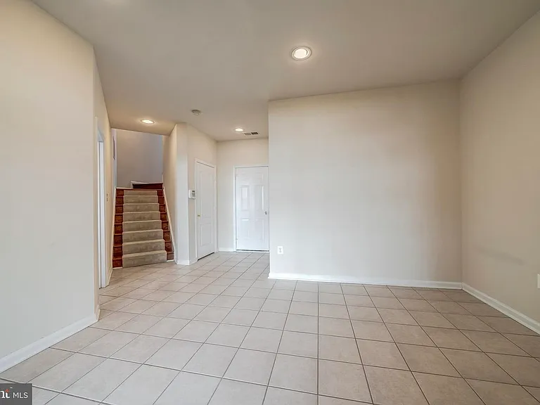 12004 Grenshaw Dr — Photo 11