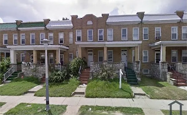 3 bed, $1,900 — Photo 1