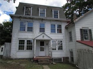 330 Pancake Hollow Rd, Lloyd, NY 12528