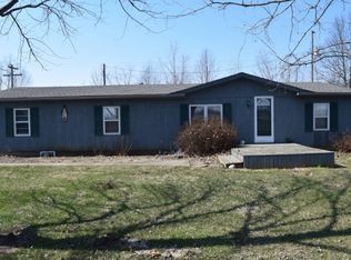 4700 N 575th St, Robinson, IL 62454
