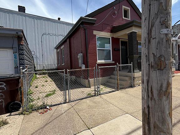 4th image of 1003 Brighton St