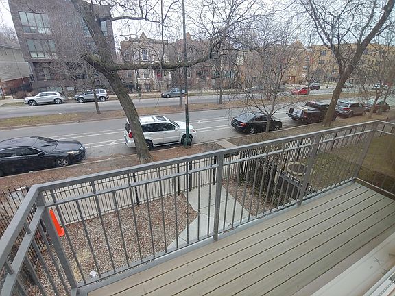 4th image of 2041 N Kedzie Ave #5