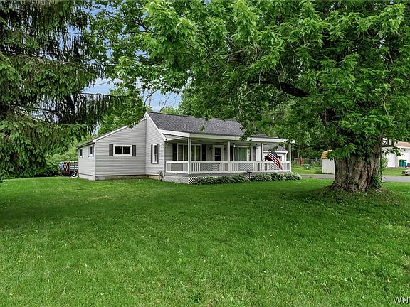 2nd image of 8752 Donahue Rd