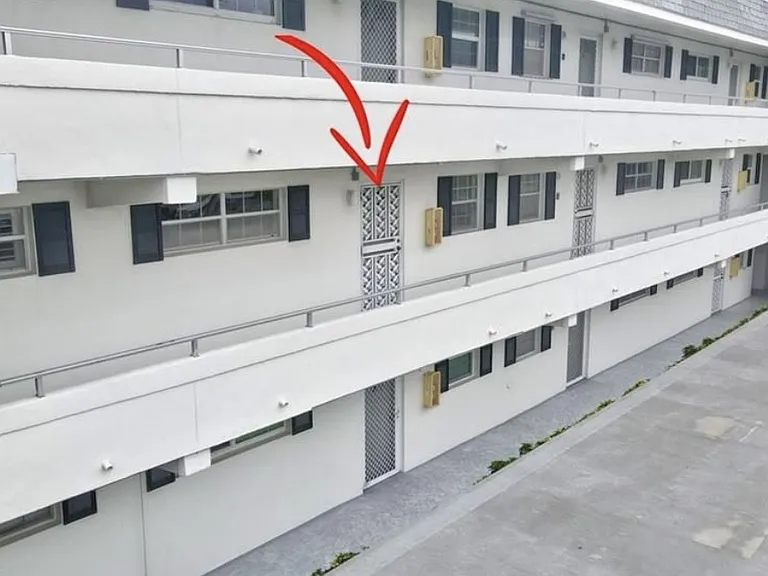 1900 Alamanda Dr #202 — Photo 22