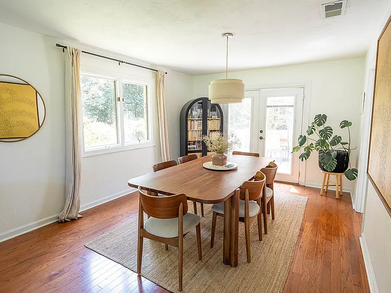 3724 Longchamp Cir — Photo 8