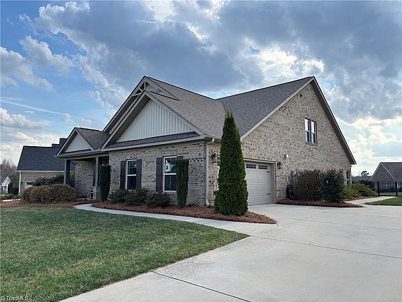 2nd image of 3242 Waterford Glen Ln