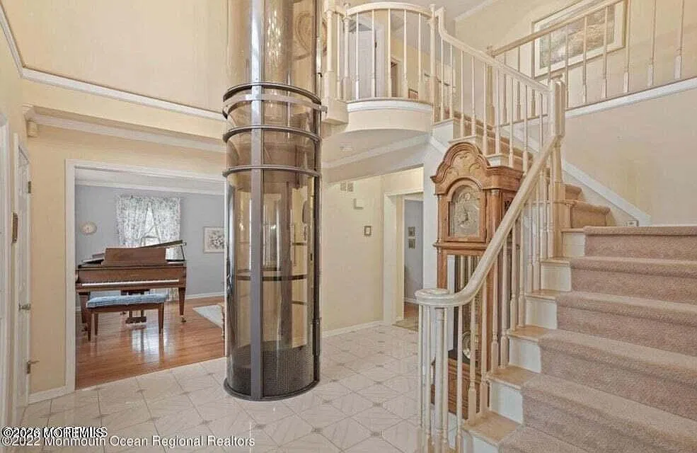 5 bed, 3.5 bath, 2803 sqft, $4,300 — Photo 3