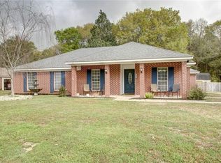 7630 Meadows Dr S, Mobile, AL 36619