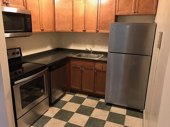 Kitchen + Stainless Appliances
