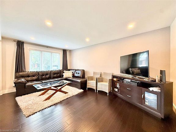 5th image of 3135 Palmer Dr