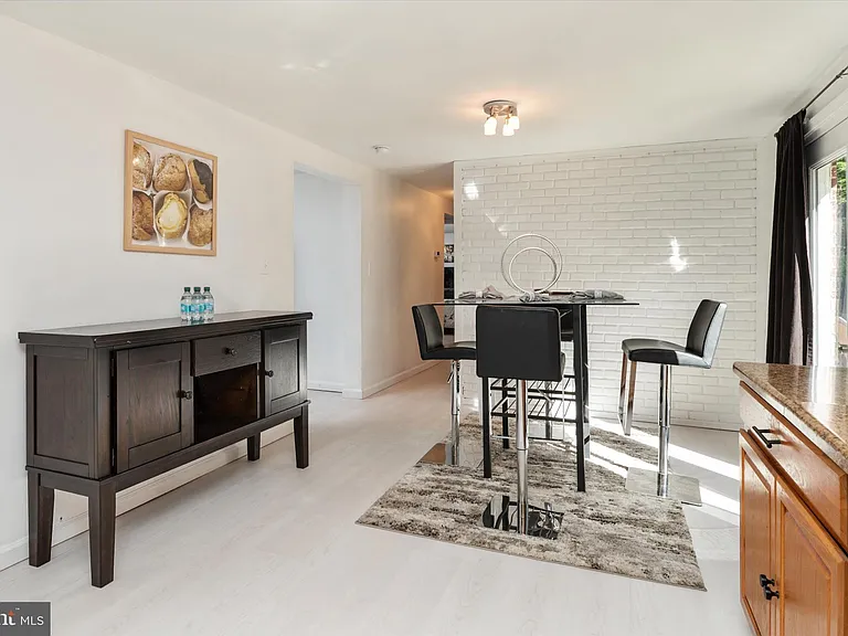 108 Wilson Rd — Photo 11