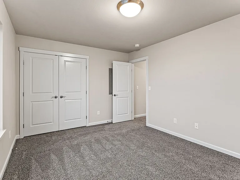 6716 W Washington Ave — Photo 16