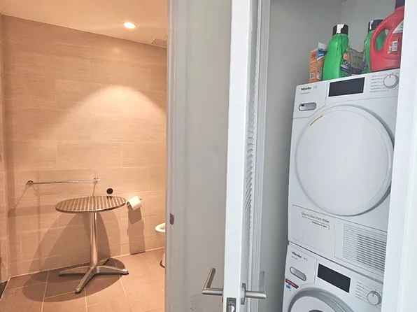 133-27 39th Avenue image 7 of 13