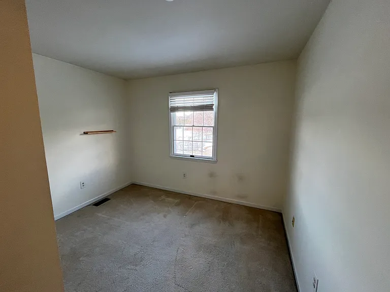 5637 Grace Ave — Photo 10