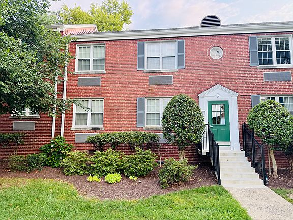 2nd image of 7 E Glebe Rd APT C