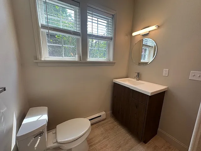780 Farmington Ave #A — Photo 14