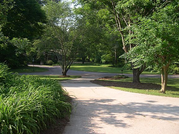 3rd image of 3223 Old Mill Trce SE