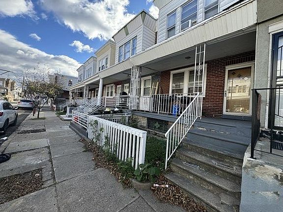 2nd image of 418 W Mentor St