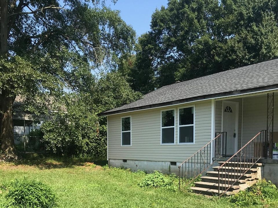 1st image of 19 Lermann Dr
