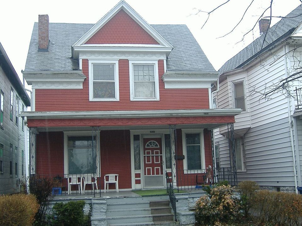 1st image of 549 Woodlawn Ave