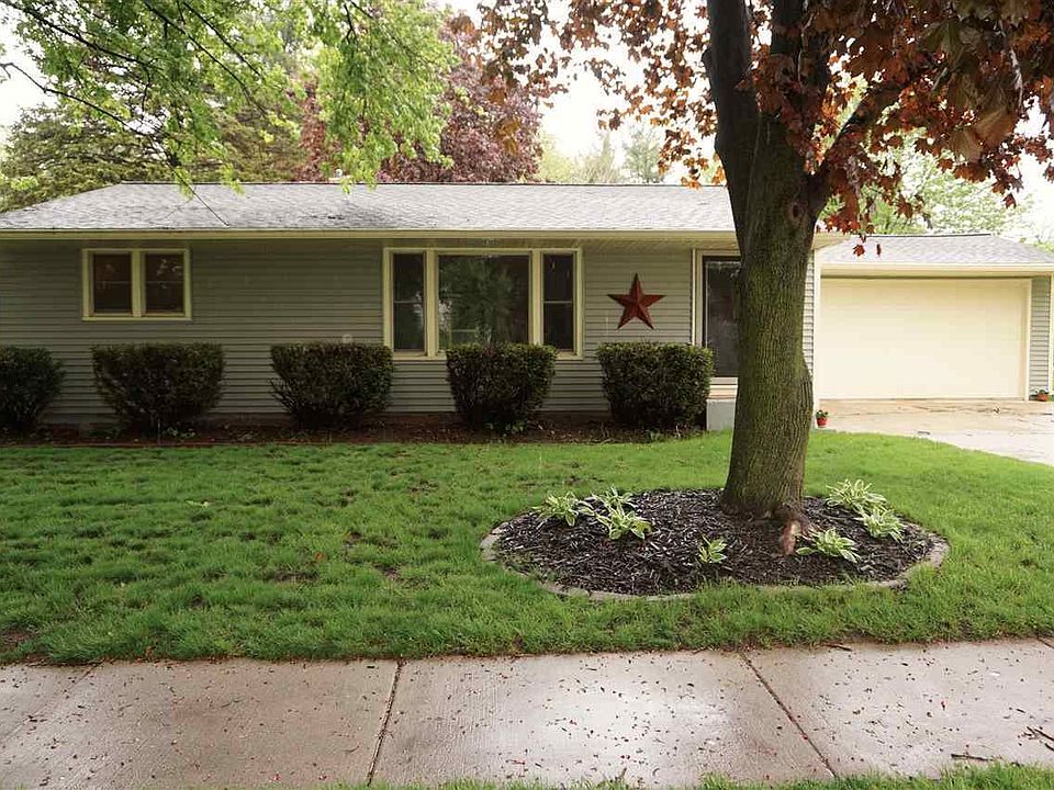 1st image of 422 Lincoln St