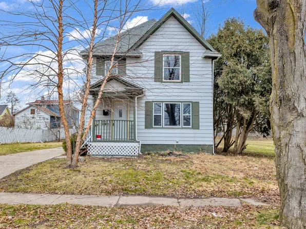 812 Foote St, Jackson, MI 49202