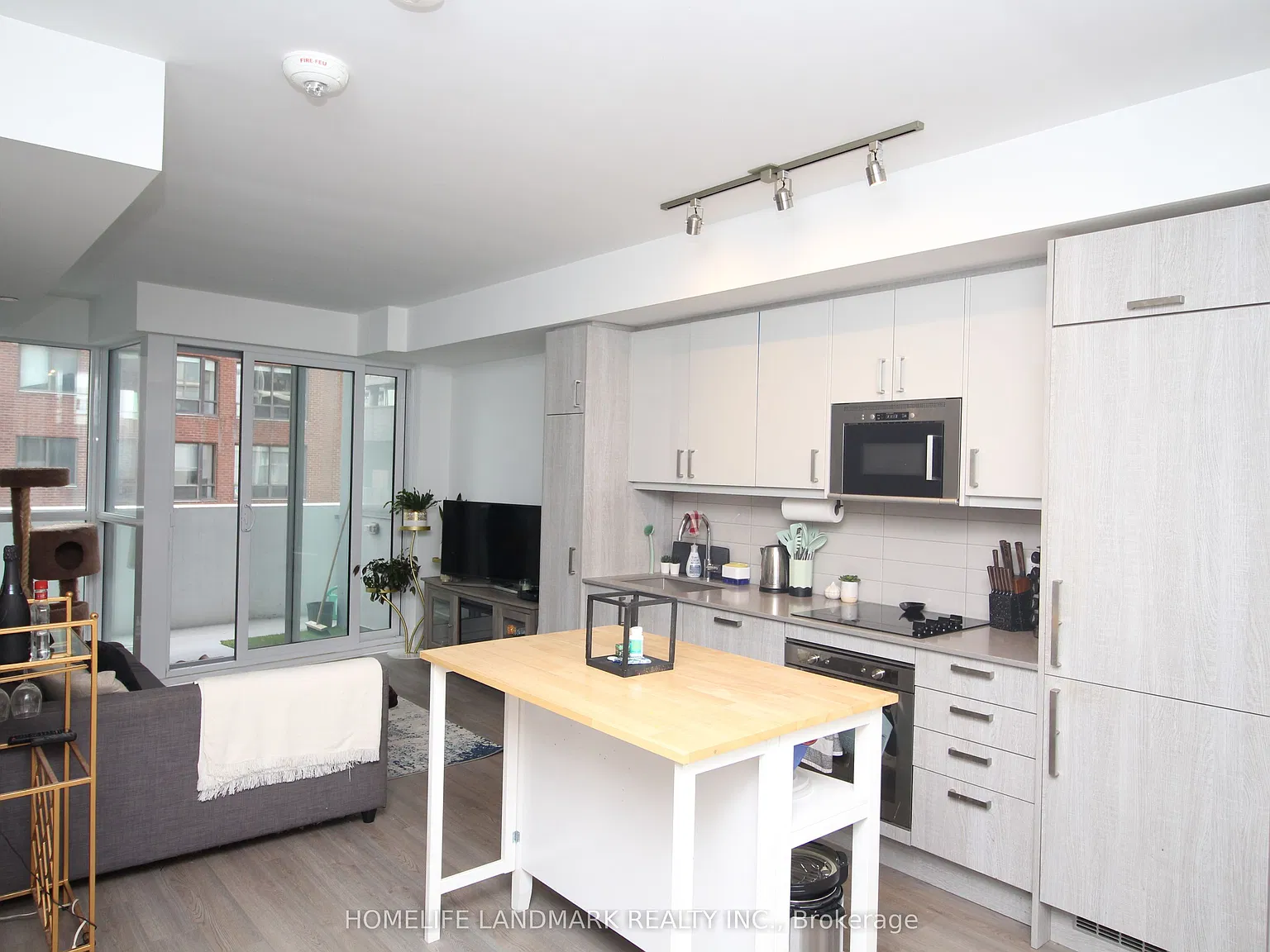 2 bed, $2,250 — Photo 2