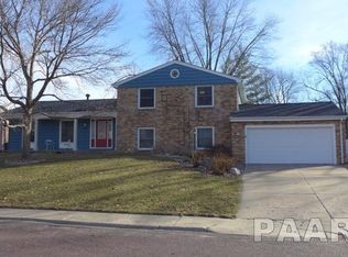 5100 N Woodview Ave, Peoria, IL 61614