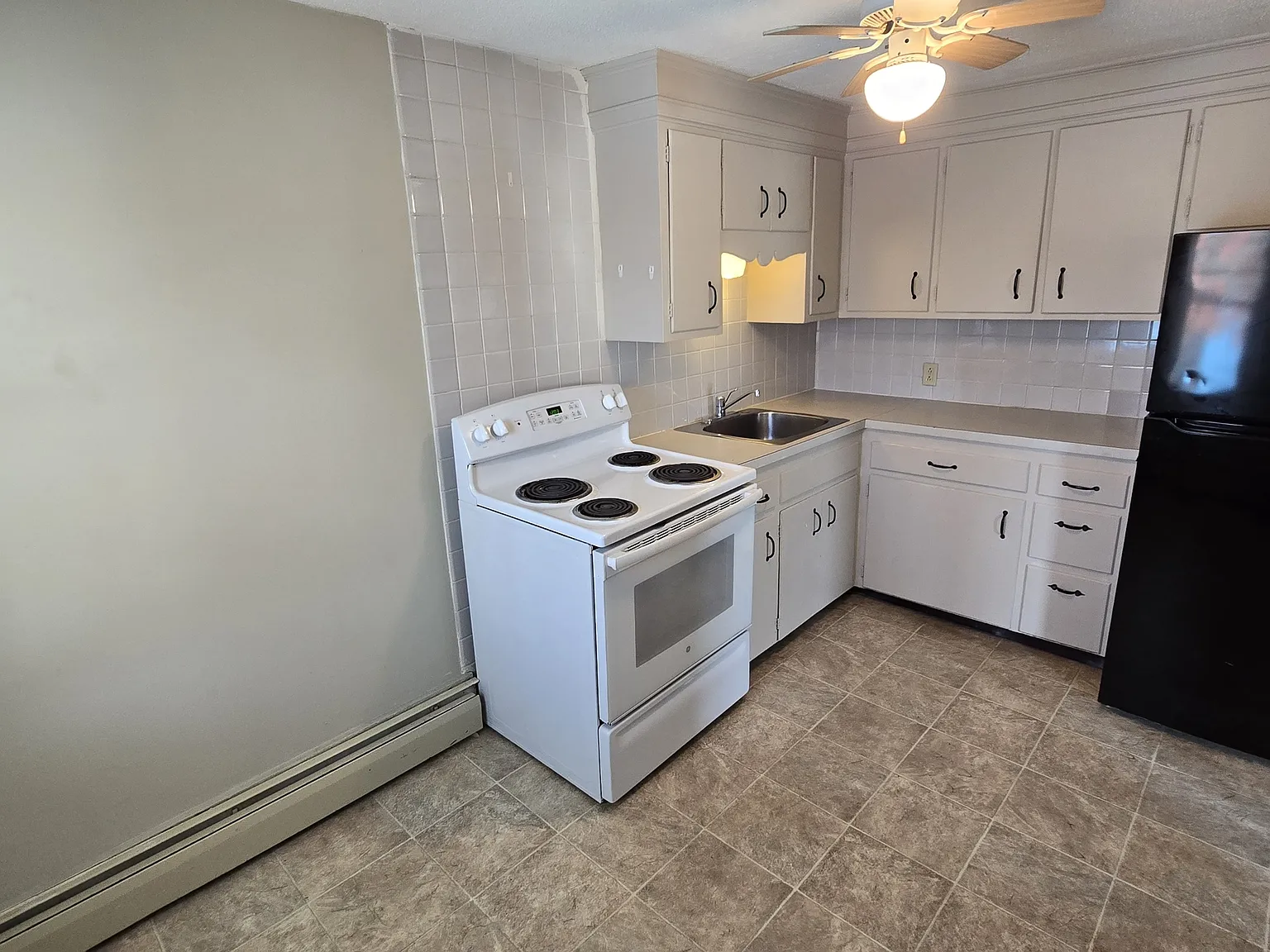 1 bed, $1,200 — Photo 4