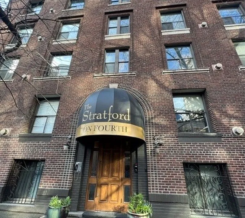 Stratford on Fourth