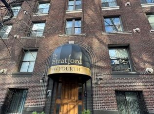 Stratford on Fourth, Seattle, WA 98121