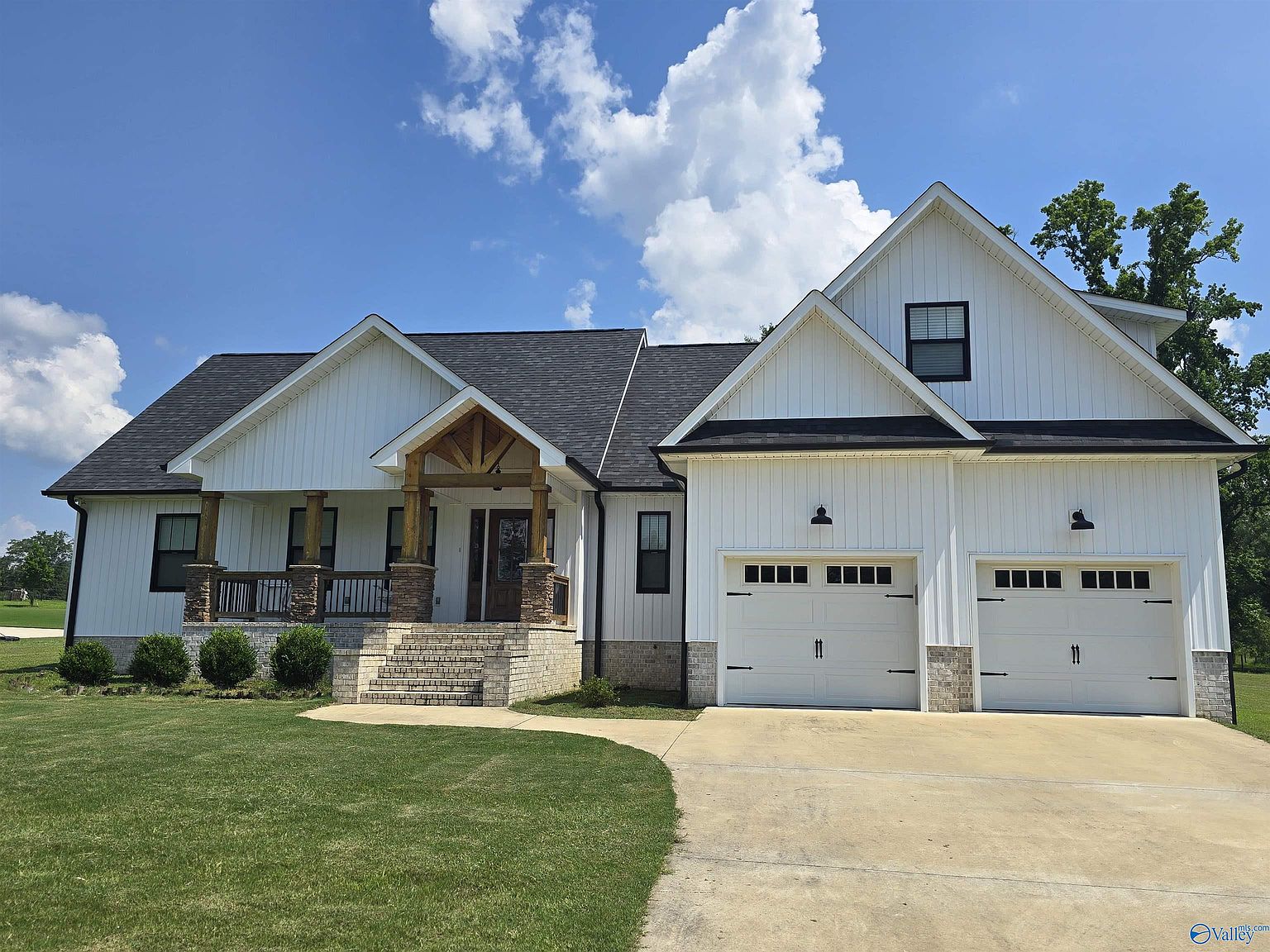 ハウス 113 Harbor Dr, Ashville, AL 35953 | Zillow