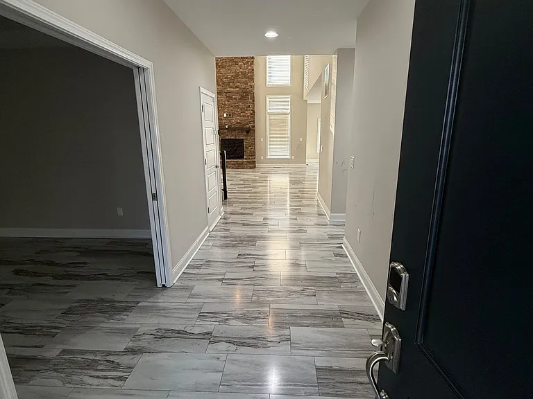 6346 Walker Ct — Photo 27