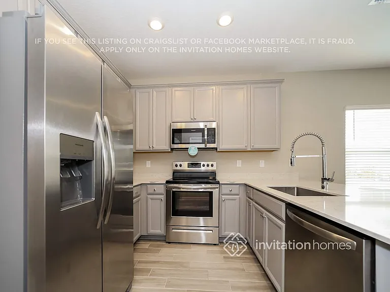 1302 Coastal Meadow Trl — Photo 6