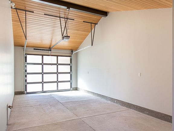 over-sized one car garage