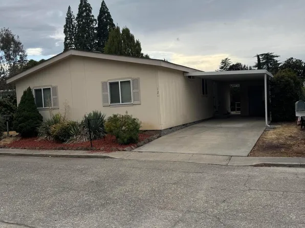 2252 Table Rock Rd Space 121, Medford, OR 97501