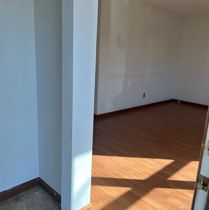 1st image of 299 Woodlawn Dr #299