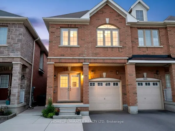 866 Francine Cres, Mississauga, ON L5V 0E2
