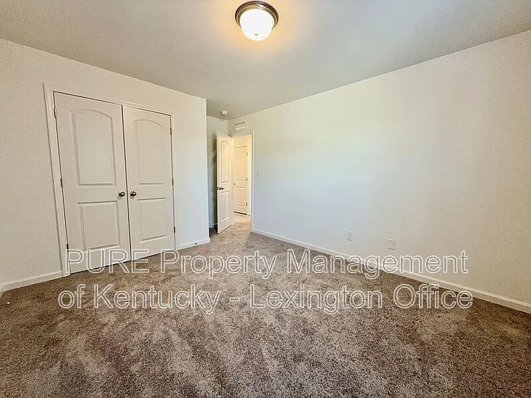 852 Halford Pl — Photo 29