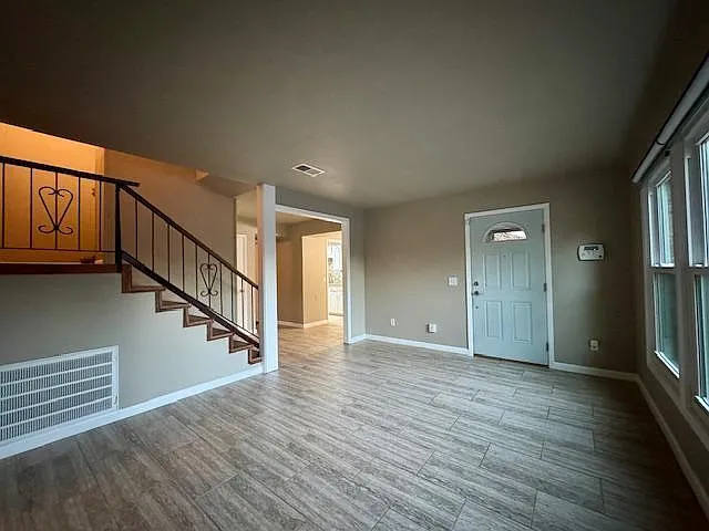 15 Nantucket Dr — Photo 5