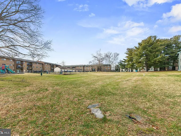 350 Gatewater Ct #A — Photo 6