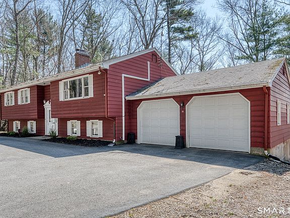 2nd image of 18 Beech Mountain Road