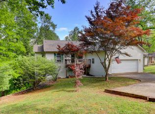 842 Phelps Rd, Lenoir City, TN 37772