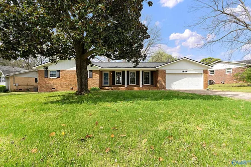 1801 Carson Ln NW Photo 1