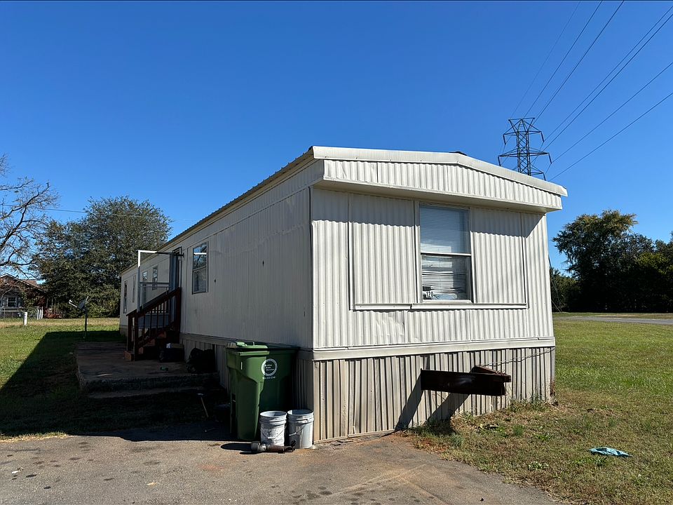 1st image of 120 Alex Dr