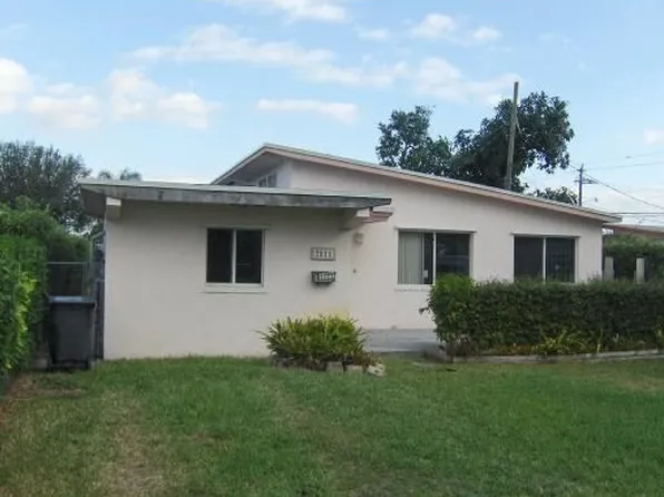 2811 Madison St, Hollywood, FL 33020