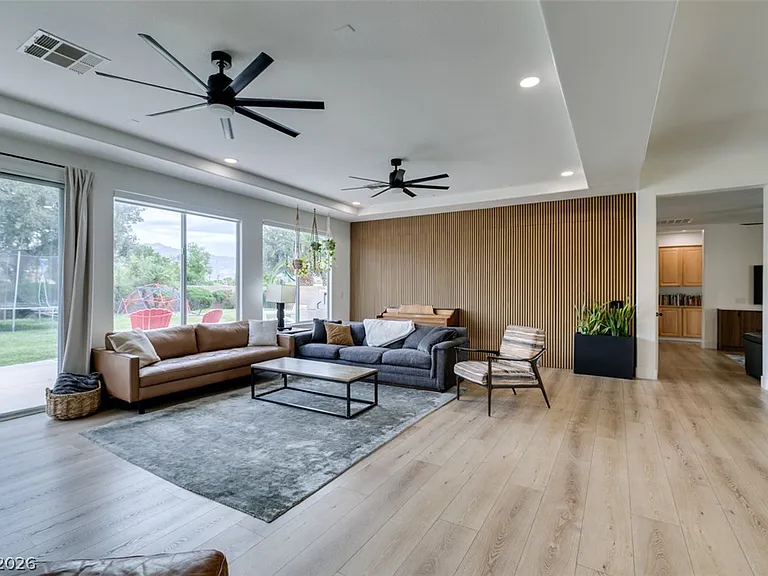 7210 Shallowford Ave — Photo 12