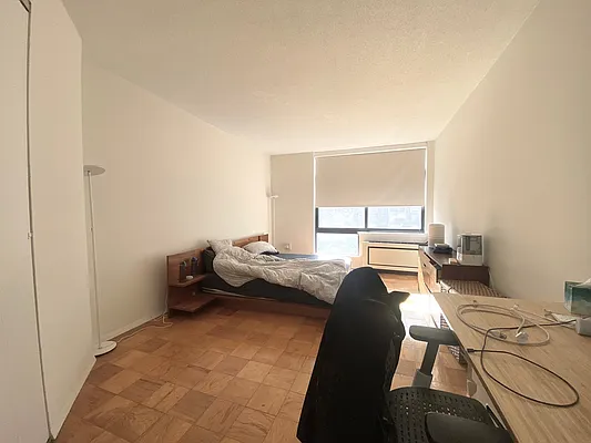 Rented by Douglas Elliman | media 5