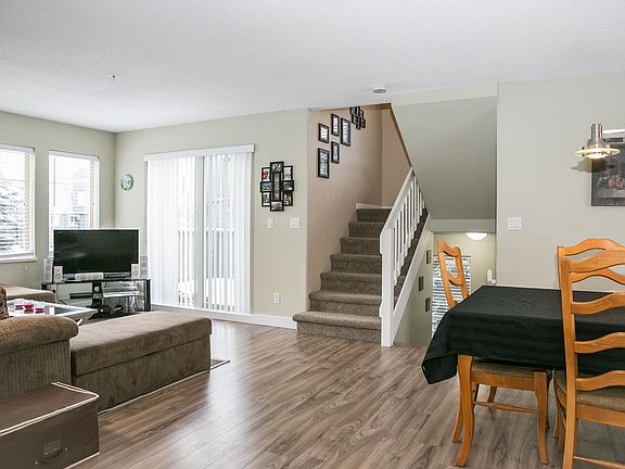 4th image of 1449 Vine Rd #2