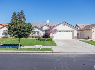 9816 Cinderella Ave, Bakersfield, CA